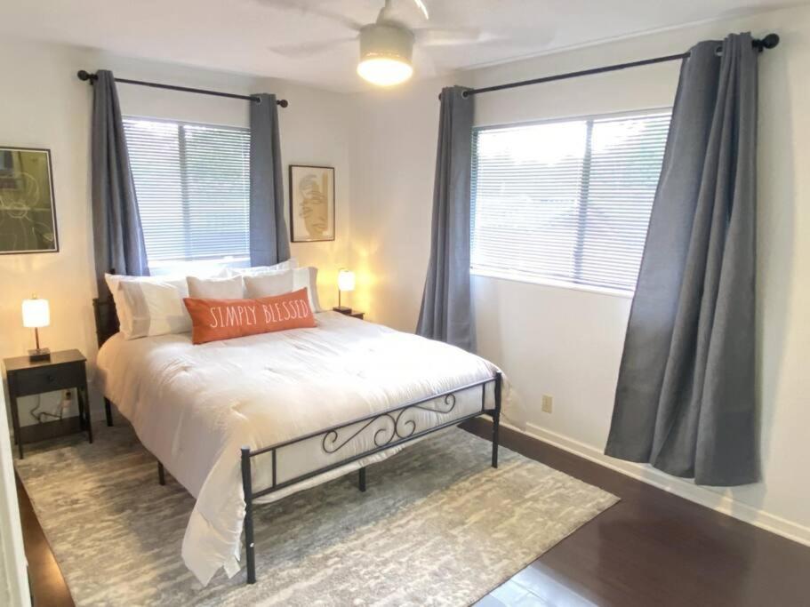 Peaceful, Private Master Bedroom With Own Bath Near Hilo, With Ac! Keaau Exterior photo